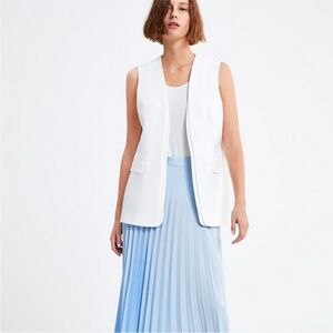 Zara White Vest- Size XS